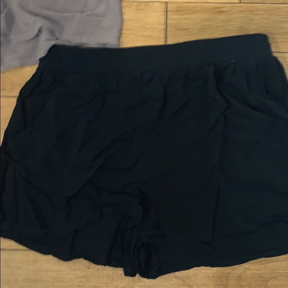 Two shorts - Picture 3 of 6